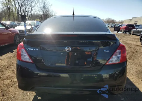 2017 Nissan Versa S z USA, uszkodzony, nr VIN 3N1CN7AP2HL839538